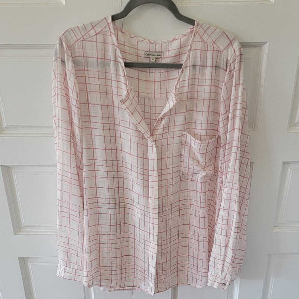 Women's blouse